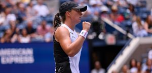 US Open > Iga Swiatek, qualifiée en quarts de finale : « C&rsquo;est bizarre, mais maintenant, j&rsquo;aime toutes les surfaces »