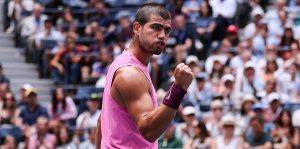 ATP – Tokyo > Carlos Alcaraz, plus confiant que jamais : « À chaque fois que j&rsquo;entre sur le court, j&rsquo;ai l&rsquo;impression de pouvoir tout faire. C&rsquo;est probablement le meilleur moment de ma carrière »