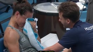 VIDÉO. Loïs Boisson : blessée, effondrée et en larmes, la N.1 française contrainte à l’abandon au tournoi de Pékin