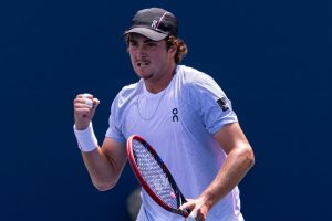 À 19 ans, Joao Fonseca s&rsquo;offre le premier ATP 500 de sa carrière à Bâle