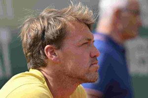 ATP > Benjamin Balleret donne le secret de son frère, Valentin Vacherot : « Il ne laisse rien au hasard. Le moindre échauffement en salle de gym va durer une heure pour le moindre entraînement »