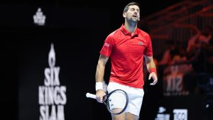 Après s&rsquo;être fait « botter les fesses » par Sinner, Djokovic aimerait « échanger son corps »