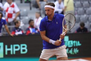 Arthur Rinderknech qualifié, Quentin Halys éliminé au deuxième tour à Shanghai