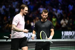 Corentin Moutet, battu par Alexander Bublik au Rolex Paris Masters : « Il y a des gens qui parlent et des gens qui font »