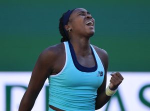Gauff remporte le tournoi de Wuhan en battant Pegula et se rapproche de Swiatek au classement WTA