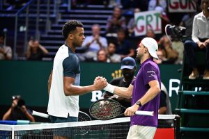 Giovanni Mpetshi Perricard sorti au premier tour du Rolex Paris Masters par Grigor Dimitrov