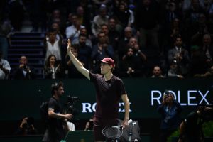 Jannik Sinner, après sa qualification pour les demi-finales du Rolex Paris Masters : « Mon meilleur match de la semaine »