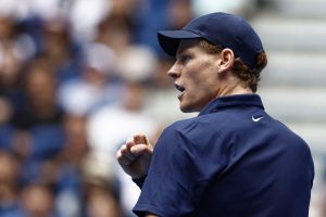 Jannik Sinner surclasse Learner Tien et remporte l&rsquo;ATP 500 de Pékin