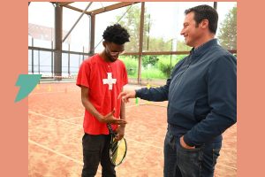 Jeu, set et job : quand le tennis aide à trouver du boulot