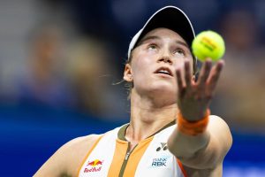 Les Françaises progressent loin des courts, la course aux WTA Finals fait rage