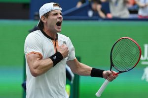 « Ma trajectoire est un peu différente », déclare Bergs après sa qualification pour les quarts de finale de Shanghai