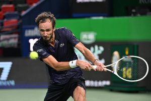 Medvedev rend hommage à Rinderknech après leur match à Shanghai