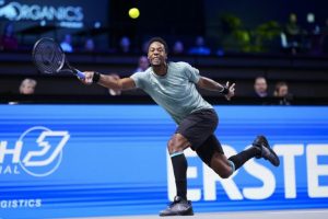 Monfils, roi du spectacle : le point fou qui a fait vibrer Vienne face à Schwartzman
