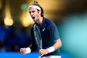 Musetti met fin au parcours de Moutet à Vienne pour rejoindre les demi-finales