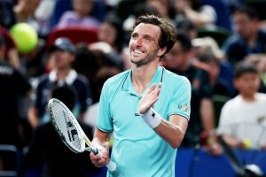 « Peu de joueurs qui peuvent dire qu&rsquo;ils sont à 2-0 contre lui »  : Comme à Wimbledon, Rinderknech fait encore chuter Zverev