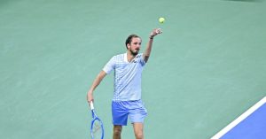 Tennis – ATP – Shanghai : Héroïque et revanchard, Medvedev a également taclé Nadal
