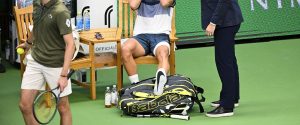 VIDEO. Tennis : « J’ai senti quelque chose craquer ! » La très douloureuse blessure du joueur star Holger Rune, en larmes et contraint à l’abandon