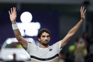 Valentin Vacherot signe un exploit face à Novak Djokovic et se qualifie pour la finale du Masters 1000 de Shanghai