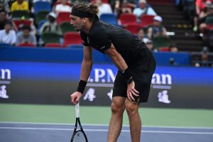 « ils veulent que Sinner et Alcaraz réussissent à chaque tournoi », Zverev contre l’uniformisation de la vitesse des surfaces