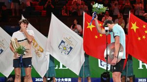 l&rsquo;émotion de Vacherot et Rinderknech après leur finale au Masters 1000 de Shanghai