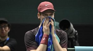 ATP, Open d&rsquo;Australie > Jannik Sinner : « Je n&rsquo;aime pas trop rester dans les vestiaires. On rencontre tellement de monde, on passe son temps à discuter, c&rsquo;est un peu trop pour moi »