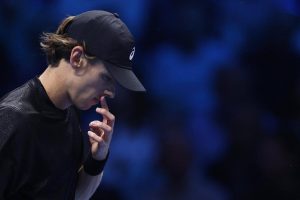 Alex de Minaur après sa défaite face à Lorenzo Musetti aux Finales ATP : « Mentalement, ça me tue »