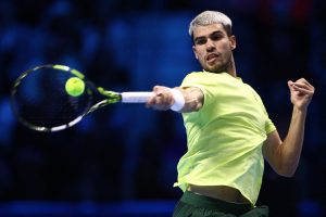 Carlos Alcaraz joue « un très très bon tennis » depuis qu&rsquo;il est assuré de terminer l&rsquo;année à la place de n°1 mondial : « La pression s&rsquo;est envolée »