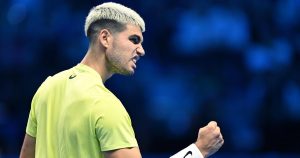 Carlos Alcaraz renverse Taylor Fritz et cueille un 2e succès à Turin