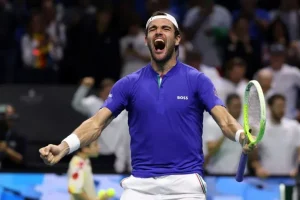 Collignon balayé, l’Italie à un point d’un retour en finale de Coupe Davis • TennisTemple