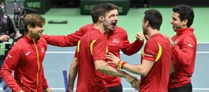 Coupe Davis > Carlos Alcaraz comme un fou après la qualification de l&rsquo;Espagne en finale