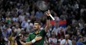 Novak Djokovic gagne un 101e titre à 38 ans