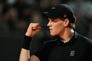 Sinner devient le 4e joueur du siècle à réussir cet incroyable triplé