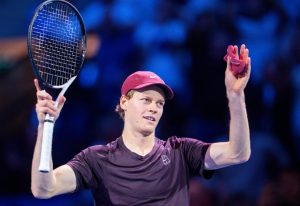 Sinner domine Shelton et remporte sa 13e victoire consécutive !