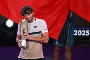 « Une leçon pour les jeunes joueurs et les parents », Roddick revient sur le parcours de Vacherot à Shanghai • TennisTemple
