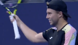 Vidéos, ATP – Athènes > Le point extraordinaire remporté par le Français Muller face à Musetti