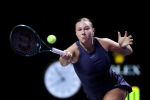WTA Finals – Swiatek éliminée, Anisimova en demi-finales après un duel accroché