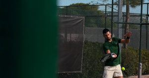 Novak Djokovic a lancé la machine pour 2026 : voici comment il a trimé sous le soleil d&rsquo;Athènes avant de rejoindre Dubaï