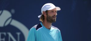 ATP > Stéphane Robert décrypte le phénomène Gaël Monfils : « Est-ce qu&rsquo;il devait jouer plus à l&rsquo;économie et moins pour les autres, les fans, le public, on peut se poser la question »