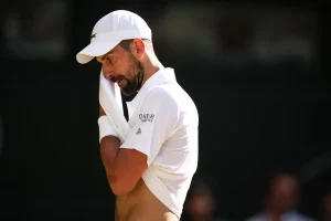 « Djokovic ne sait pas lui-même si son corps va le supporter » • TennisTemple