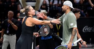 Kyrgios gagne la bataille des sexes contre Sabalenka
