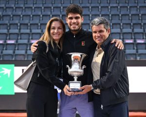 L&rsquo;erreur d&rsquo;Alcaraz est de laisser ses parents interférer dans son boulot