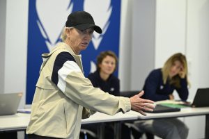Nicole Pratt milite pour une plus grande présence d&rsquo;entraîneuses : « Vous pouvez être mère et coach sur le circuit WTA »