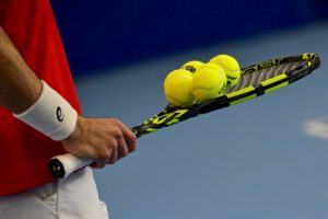 Suspension de 20 ans pour un joueur de tennis français après avoir été « une figure centrale d’un réseau criminel de matchs truqués »