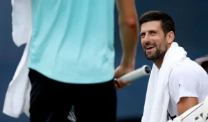Vidéo – Djokovic dévoile sa routine d’échauffement en salle de gym ! • TennisTemple