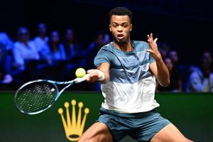 Giovanni Mpetshi Perricard au rendez-vous des quarts de finale à Brisbane, pas Quentin Halys