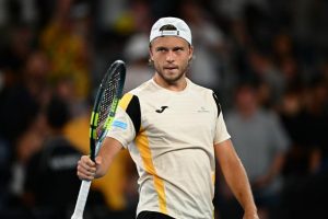 Jeune papa, Alexandre Müller avait un supplément d&rsquo;âme contre Alexei Popyrin à l&rsquo;Open d&rsquo;Australie : « Quand c&rsquo;était chaud, j&rsquo;ai pensé à ma fille »
