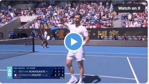 Open d&rsquo;Australie > Moutet sifflé, hué, mais vainqueur !