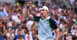 Tennis – ATP – Adelaïde : Humbert déroule et file en quarts