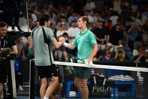 Valentin Royer a subi la loi de Taylor Fritz au premier tour de l&rsquo;Open d&rsquo;Australie
