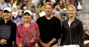 ATP, ATP – Acapulco > Le journaliste de Tennis Channel, Brett Haber est affolé et implore Larry Ellison, le patron d&rsquo;Indian Wells d&rsquo;agir : « Envoyez un avion à Acapulco et à Mérida, faites sortir tout le monde de là-bas, hébergez les joueurs une semaine supplémentaire chez vous »